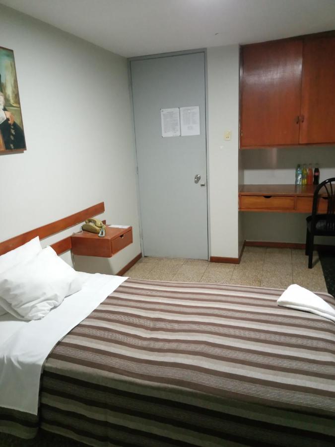 Hotel Plazza Chiclayo Exterior photo